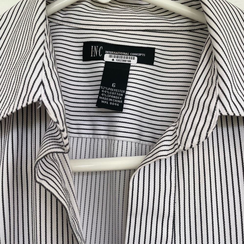 Inc Pin-Striped Black and White Blouse. Sz. 6. Great condition